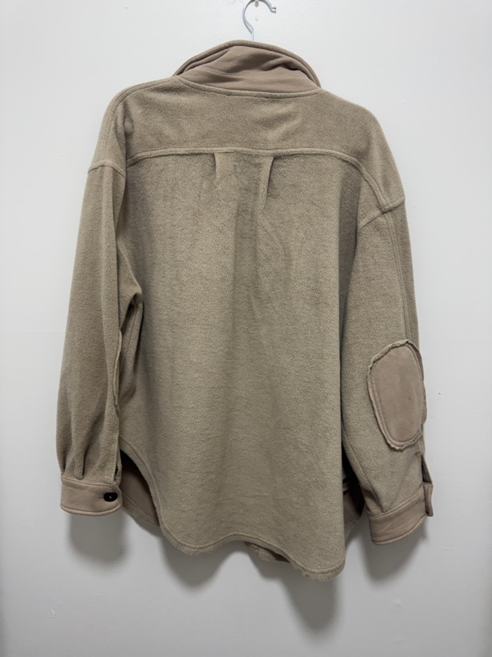 Carly Jean Los Angeles Tan Plush Button-Front Shacket - Picture 7 of 8